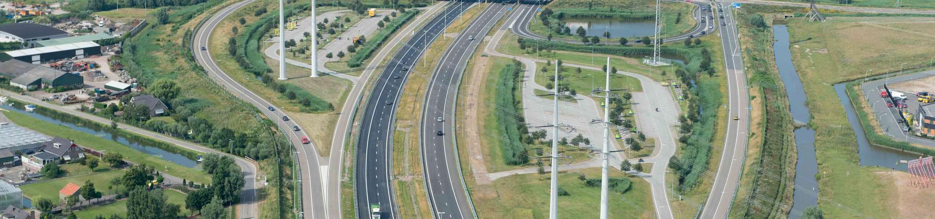 Kompaktleitungen.jpg Kompaktleitungen.jpg