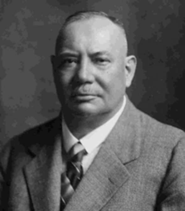 Ueber_uns_Karl_Pfisterer_1941.jpg Ueber_uns_Karl_Pfisterer_1941.jpg