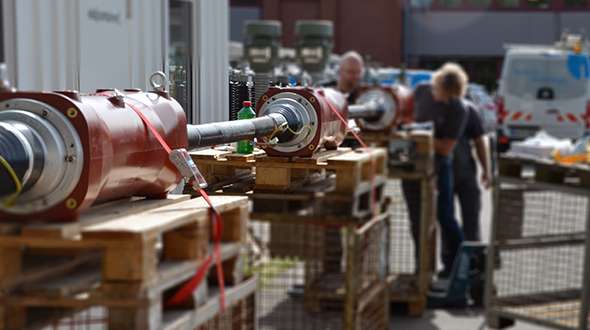 Universal_Repair_Kit_von_PFISTERER-01.jpg Universal_Repair_Kit_von_PFISTERER-01.jpg