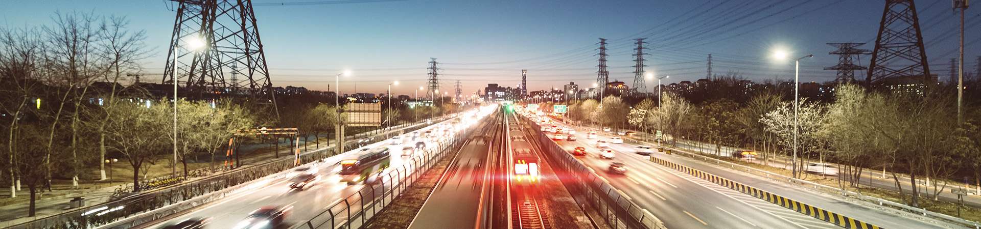 EMobility-Key_Visual-1920x450.jpg EMobility-Key_Visual-1920x450.jpg