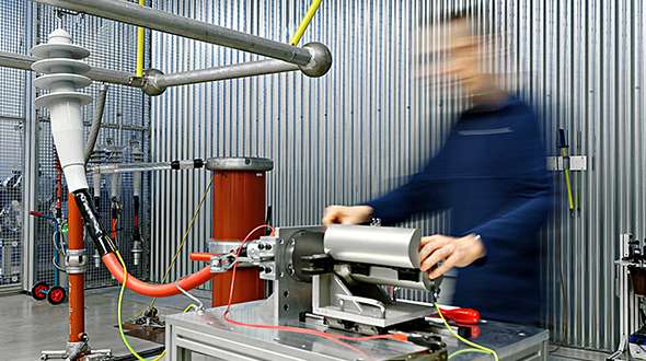 Ueber_uns_Forschung_590x330.jpeg Ueber_uns_Forschung_590x330.jpeg