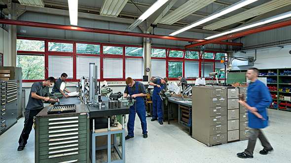 Ausbildung_gewerblich.jpg Ausbildung_gewerblich.jpg