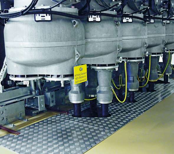 P718004311.jpg P718004311.jpg